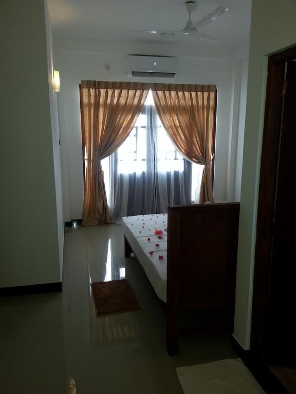 Villa River View อลุทกามา ภายนอก รูปภาพ