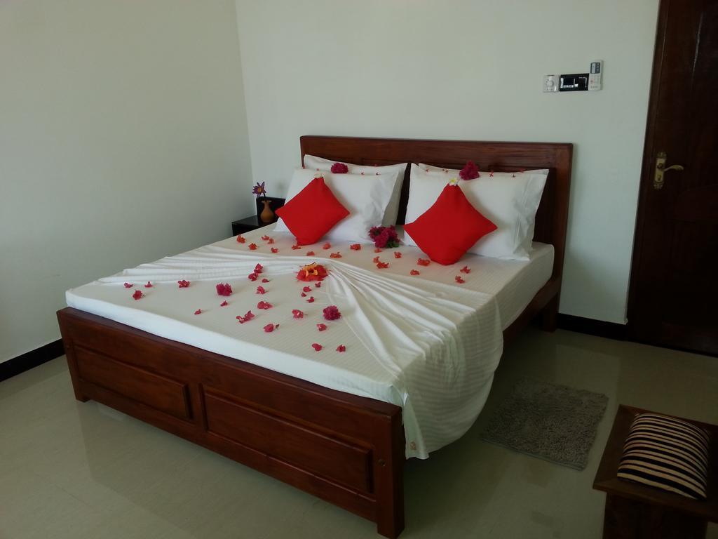 Villa River View อลุทกามา ภายนอก รูปภาพ